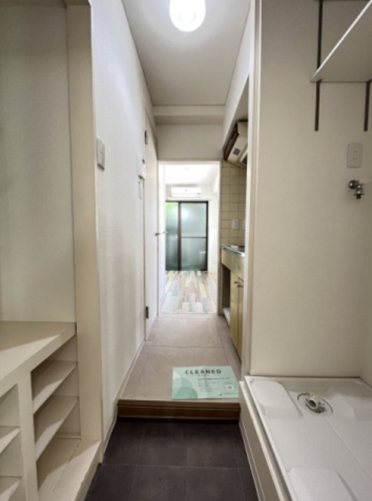 モナークマンション代々木上原の玄関