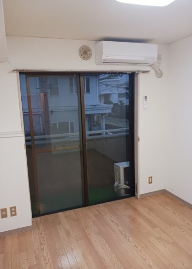 モナークマンション代々木上原の居間・リビング