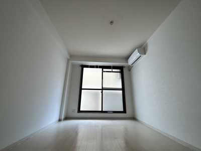 【居間・リビング】 | ドエル南堀江1番館 | ドエル南堀江1番館　洋室