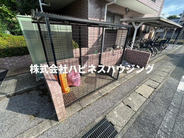 サムソンコートのその他共用部分|敷地内ゴミ置き場あり