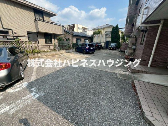 サムソンコートの駐車場|敷地内駐車場空きあり