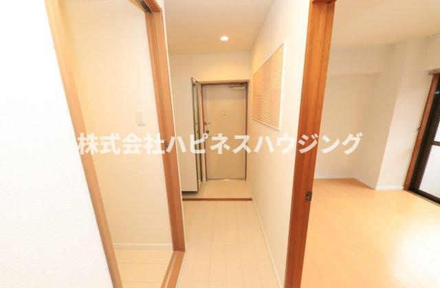 サムソンコートの内装