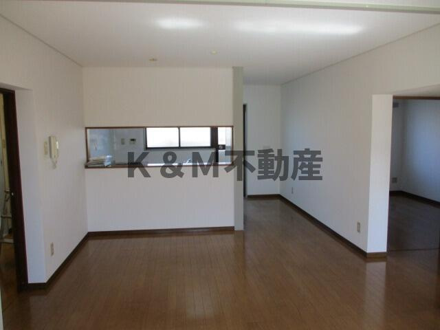 センターパーク新柏Ａ棟（Ｅ－２０７Ａ）の居間・リビング|使いやすいリビングです