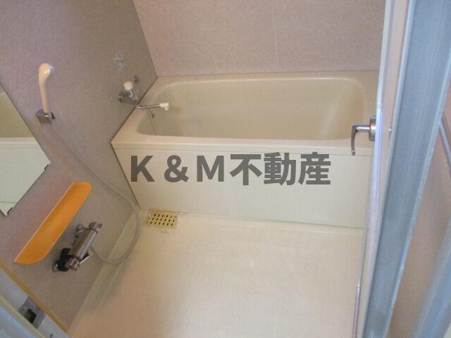 センターパーク新柏Ａ棟（Ｅ－２０７Ａ）の浴室|コンパクトで使いやすいお風呂です