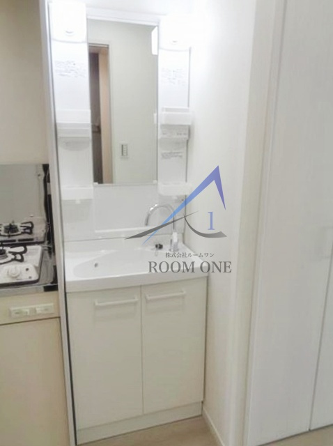 スカイタウン沼袋の洗面所|独立洗面台です。