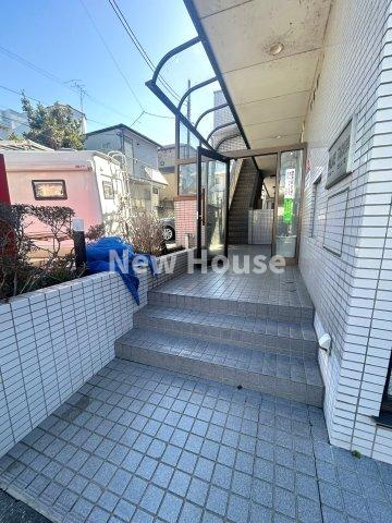 パレータカラのエントランス