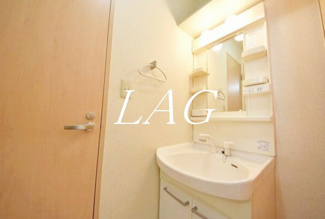 【洗面所】 | セルビシオ | 洗面台です。