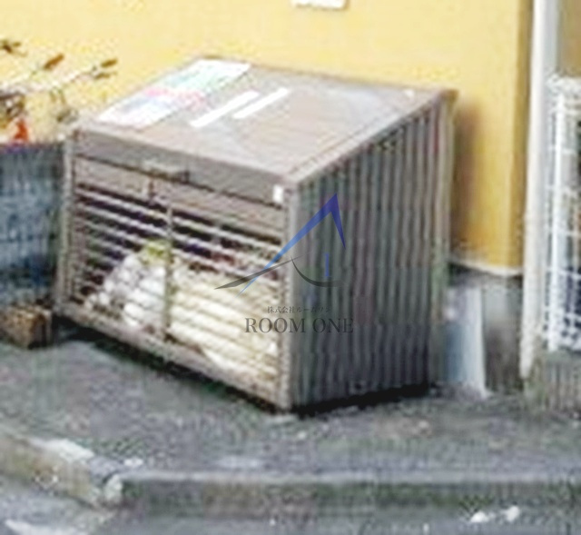 クレール東池袋のその他共用部分|敷地内ゴミ置き場です。