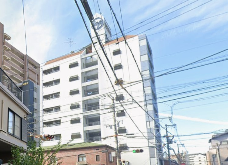 デイズ境川の外観