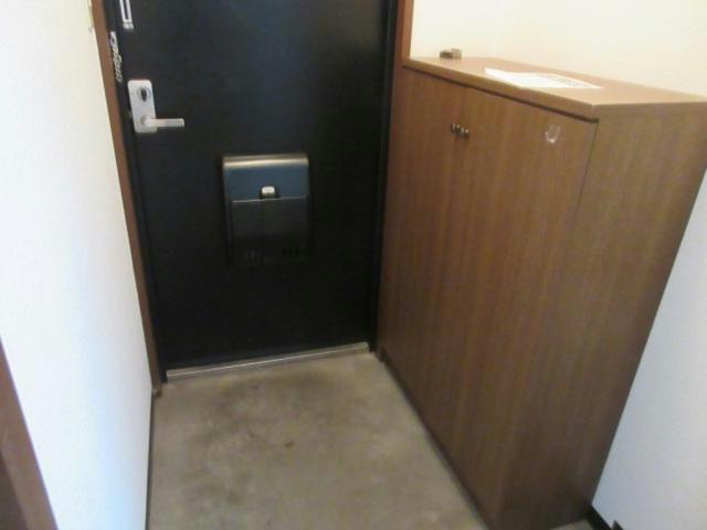 ピュアライフ115の玄関