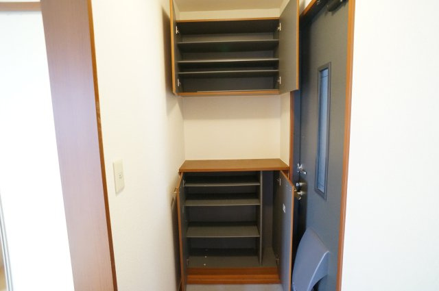 ベルローズの玄関