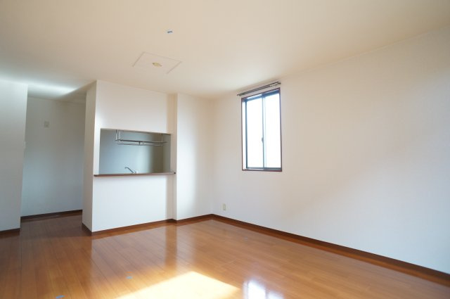 ベルローズの居間・リビング