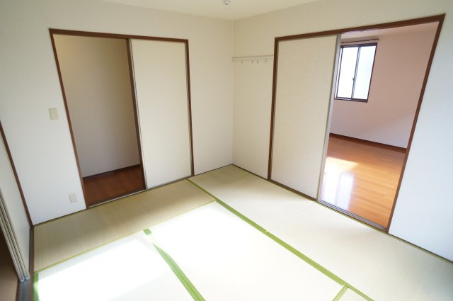 ベルローズの和室