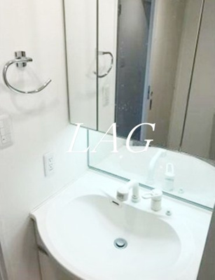 【洗面所】 | コンフォリア三田トロワ | 洗面台です。