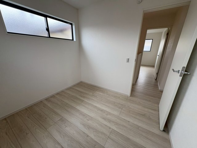 鶴ヶ島市五味ヶ谷　新築分譲　東武東上線『鶴ヶ島駅』徒歩13分　【杉下小学区】の洋室