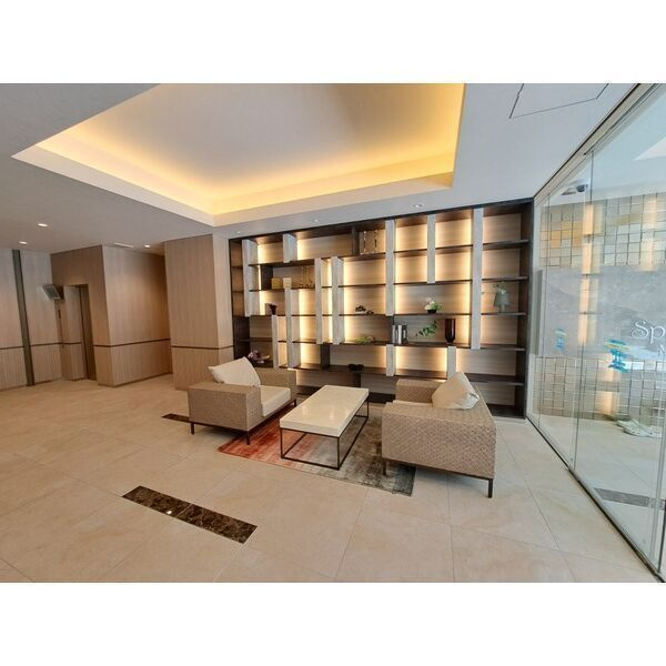 スプランディッド中之島DUEのロビー