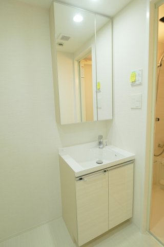 PREMIUM CUBE 池袋要町の内装