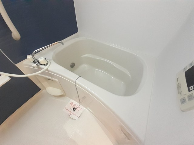 プラッツくみのきの浴室