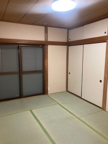 東栄コーポの和室