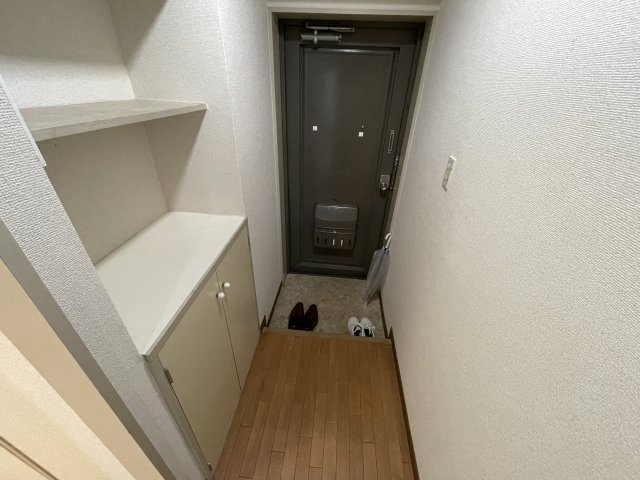 紀伊国屋マンションの玄関