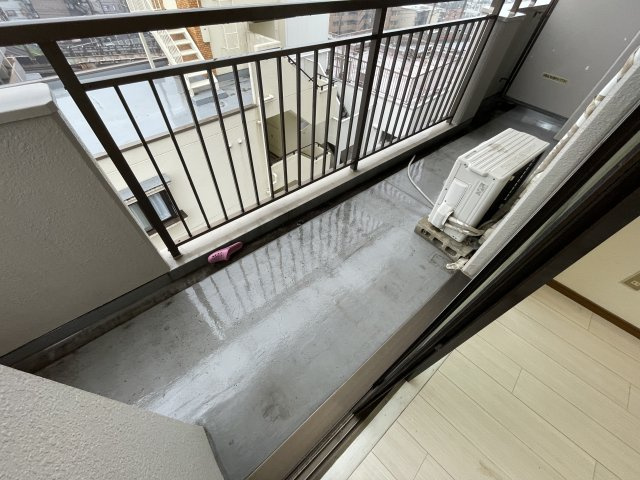 紀伊国屋マンションのバルコニー