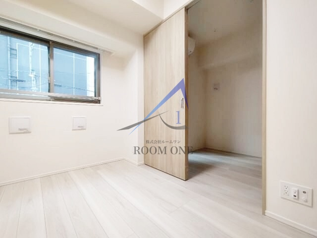 クレイシアＩＤＺ上野の居間・リビング|洋室のお部屋です。