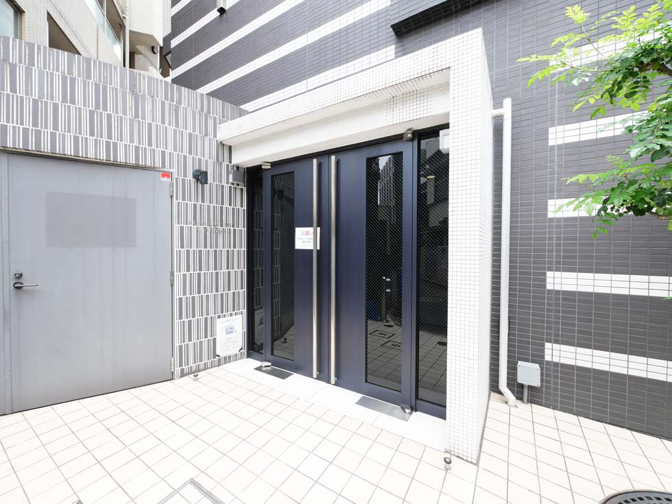 PREMIUM　CUBE新中野の外観