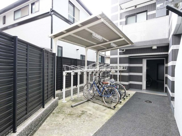 PREMIUM　CUBE新中野の外観