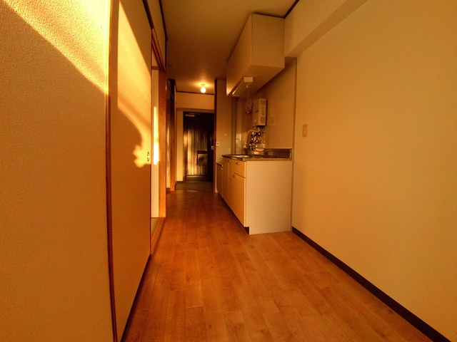 サムティ青木の居間・リビング