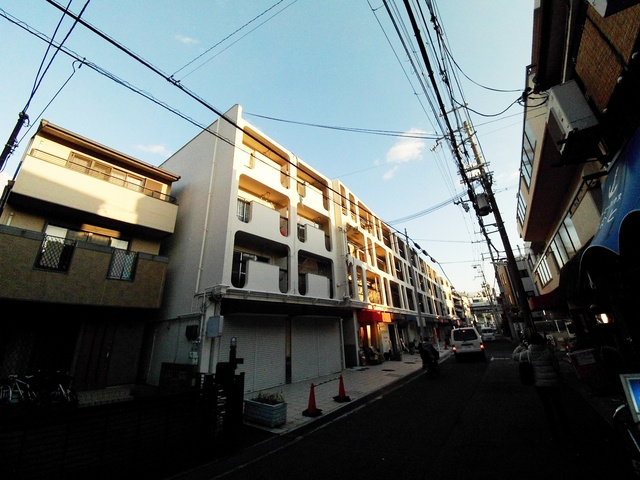 サムティ青木の外観