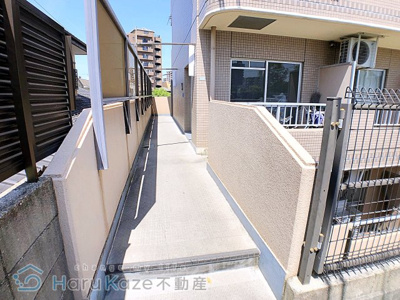 【エントランス】 | リバティハイツ白鳥【名古屋市賃貸・RC造】