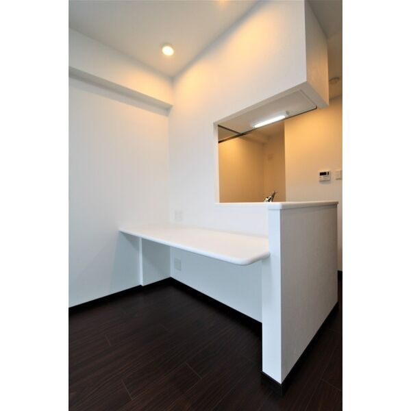 ORSUS新大阪(旧プレジオ新大阪ROUGE)のキッチン