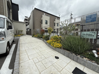 【エントランス】 | リアン　ボヌール　鶴見緑地