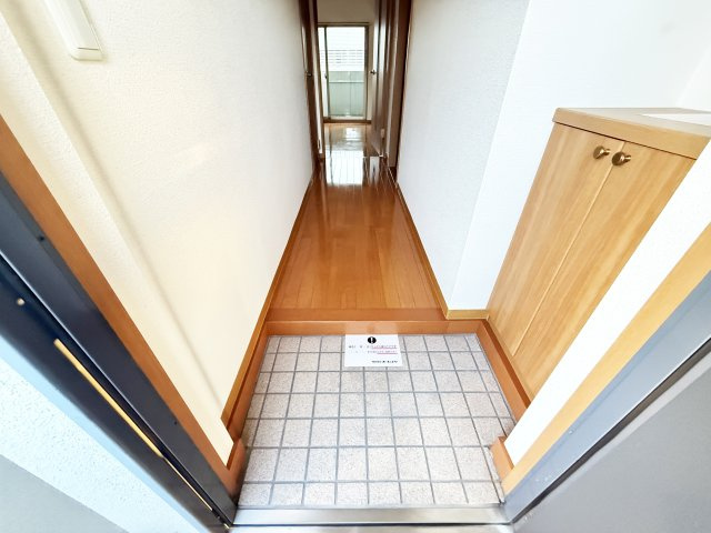 COCO北本町の玄関