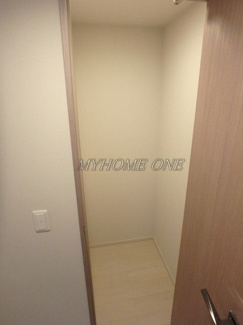 【収納】 | プレミスト溝の口 | 玄関ホール納戸