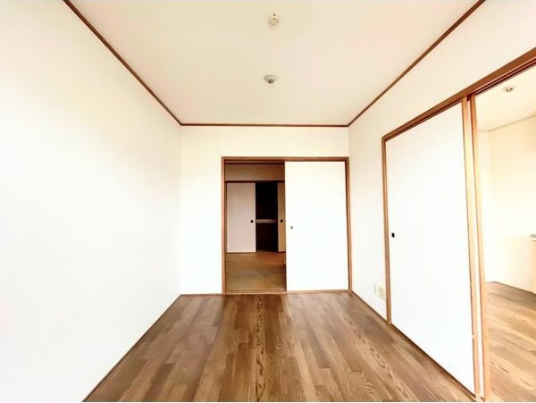 ブリリアンマンションの洋室