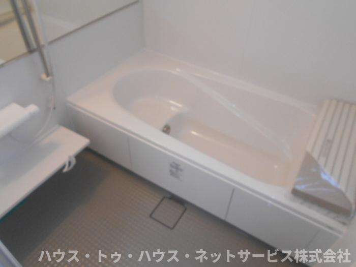 アゼリア松戸の浴室