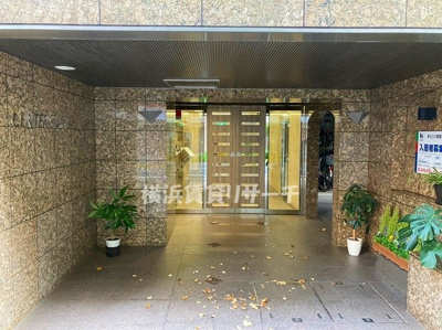 【エントランス】 | センターステージ