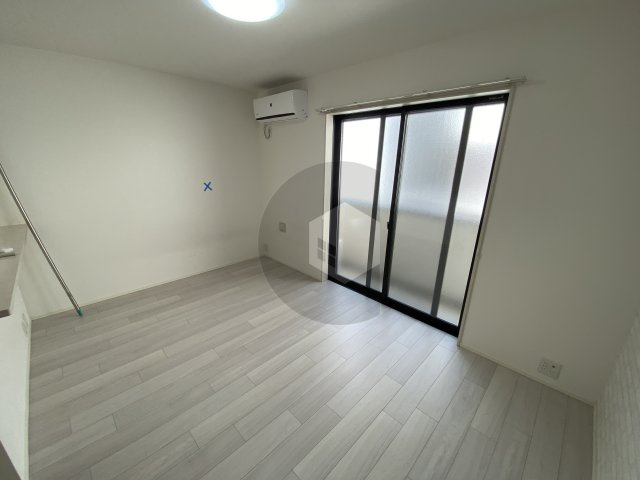 エアルレジデンス1の居間・リビング