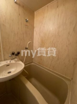 【浴室】 | ラ・レジダンス・ド・グランドゥール | ラ・レジダンス・ド・グランドゥール