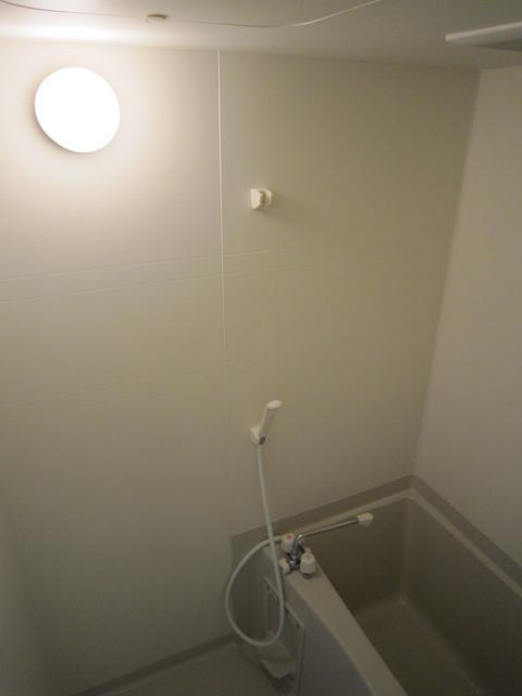 船橋市前原西１丁目の賃貸マンションの浴室