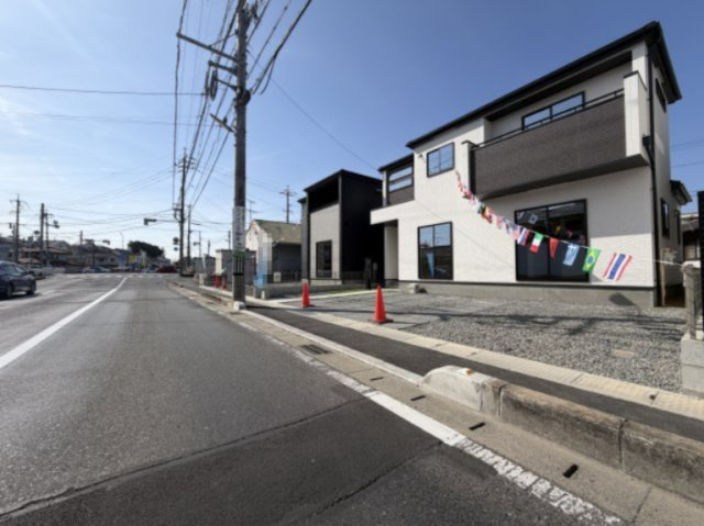 【前面道路含む現地写真】 | グラファーレ倉敷市中庄団地 (全3棟)