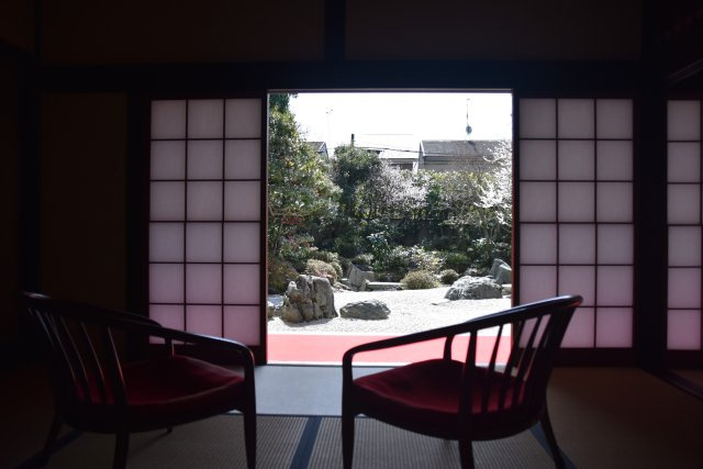 吉田神社近く 学者が愛した庭屋一如の平家