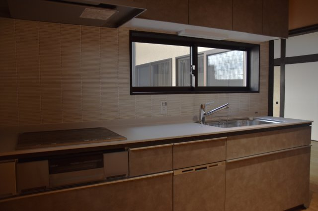 吉田神社近く 学者が愛した庭屋一如の平家のキッチン