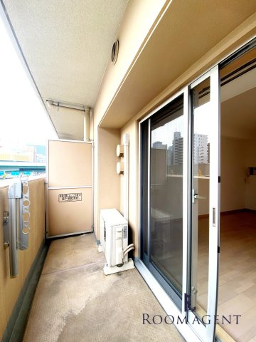 レジディア高岳のバルコニー|類似