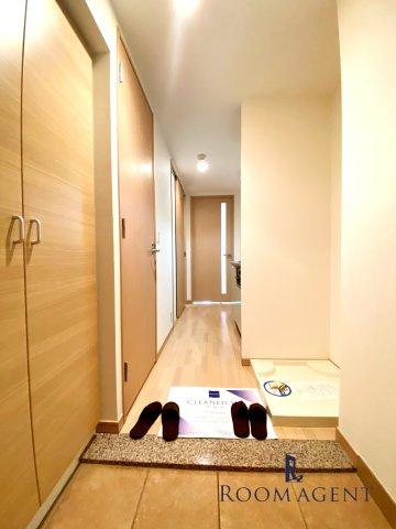 レジディア高岳の玄関