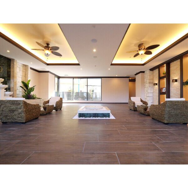 プレジオ三国ASIANのロビー