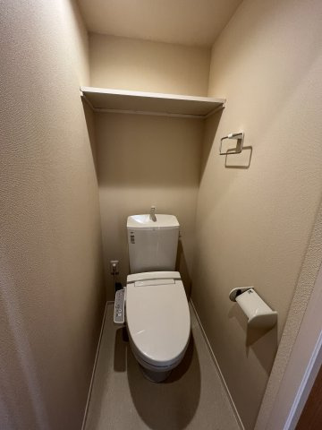 【トイレ】 | ジュヌセードルＢ | バストイレ別で快適です！