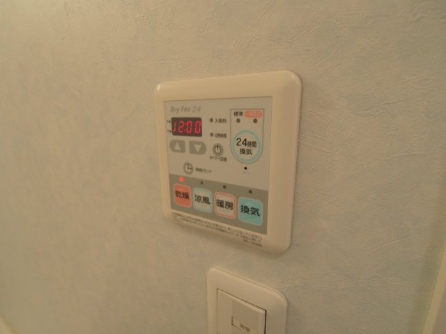 シェソワＳＡＴＳＵＮＯ　　D棟の浴室