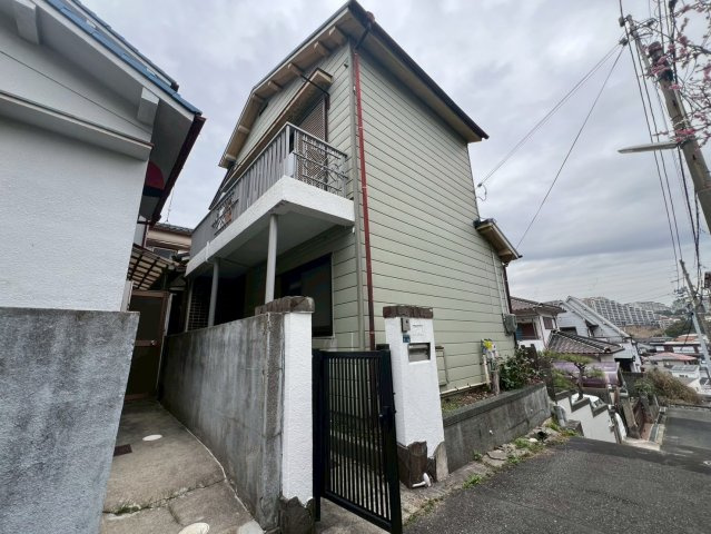 塩屋町9丁目貸家